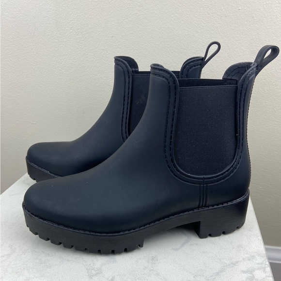 JEFFREY CAMPBELL RAINZ CHELSEA LUG BOOTS Black Matte Size 9 - Picture 5 of 16